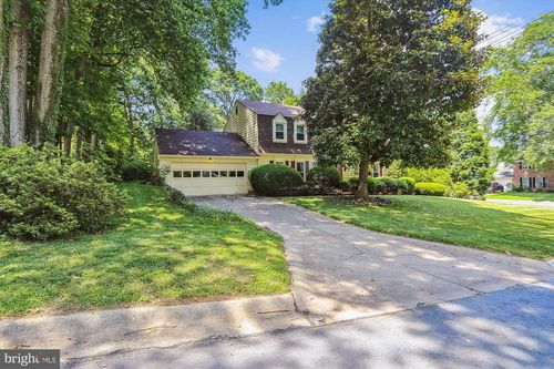 6507 Landon Ln, BETHESDA, MD, 20817-5605 | Card Image