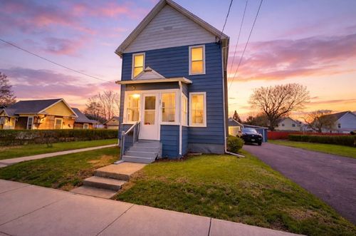 131 E 9th St, Elmira, NY, 14903-1732 | Card Image