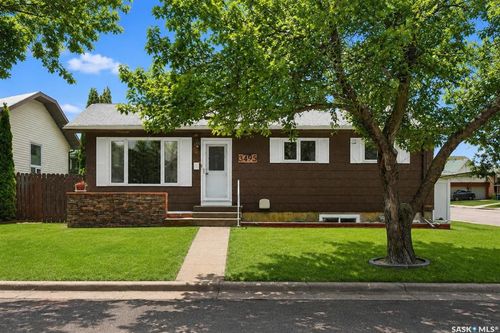3495 Eagle Cres, Prince Albert, SK, S6V7W9 | Card Image