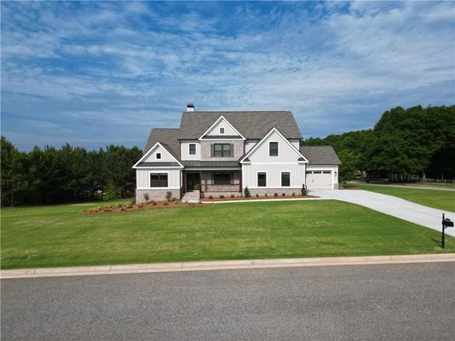 2113 Stonegate Way, Monroe, GA, 30656-8924 | Card Image