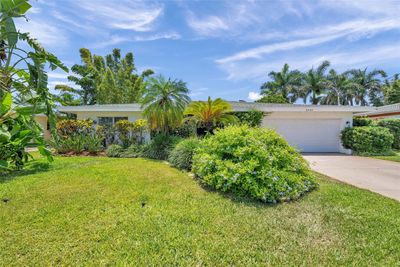 2445 W Bay Isle Drive Se, House other with 2 bedrooms, 2 bathrooms and null parking in Saint Petersburg FL | Image 3