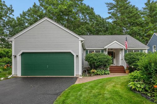 1 Trent Rd, Hooksett, NH, 03106-1710 | Card Image