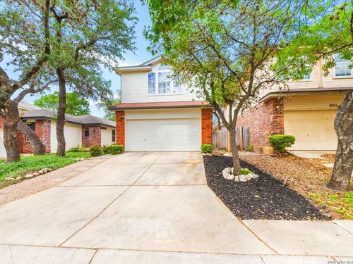 9315 Gillcross Way, San Antonio, TX, 78250-2731 | Card Image