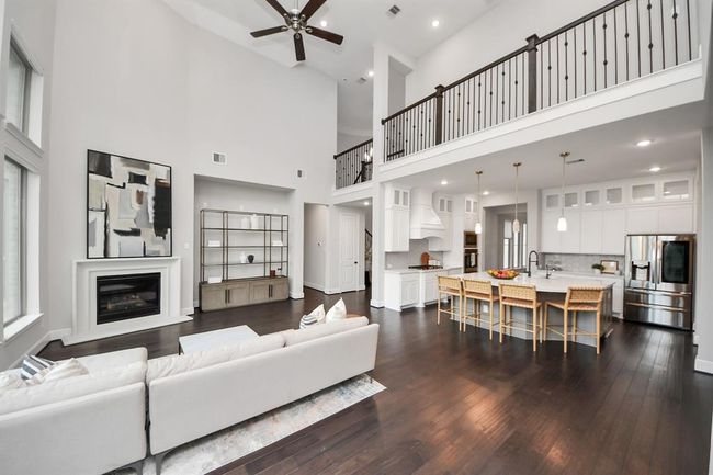 12813 N Palomino Lake Cir, House other with 4 bedrooms, 4 bathrooms and 3 parking in Cypress TX | Image 11