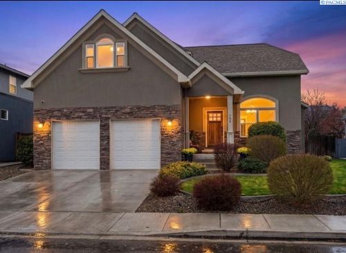369 Temple Meadow Ln, Richland, WA, 99352-8682 | Card Image