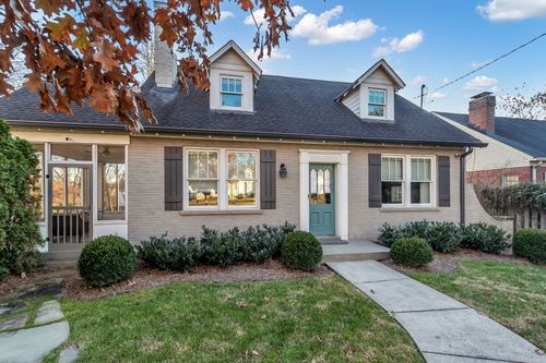 1111A Graybar Ln, Nashville, TN, 37204-3842 | Card Image