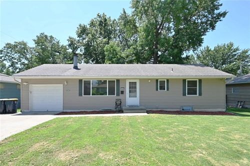 4505 E 112th St, Kansas City, MO, 64137-2440 | Card Image
