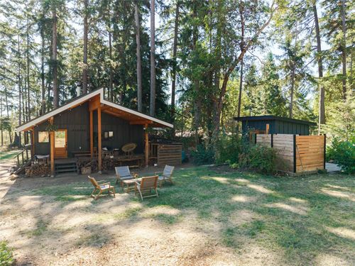 2490 Cross Rd, Nanoose Bay, BC, V9P9E5 | Card Image