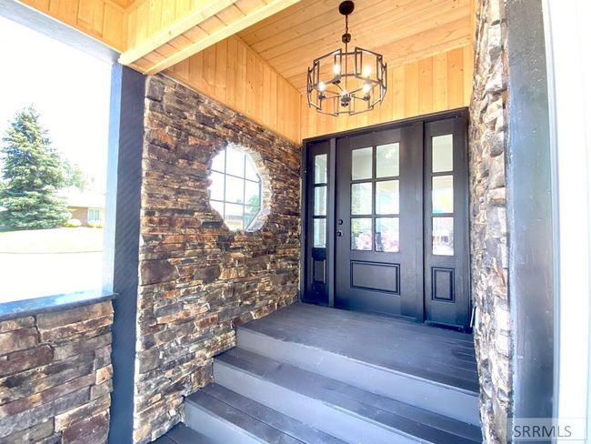 494 11 Th St, House other with 4 bedrooms, 3 bathrooms and null parking in Idaho Falls ID | Image 5