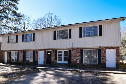 7655 Hunters Ridge Ln, North Charleston, SC, 29420-8589 | Card Image