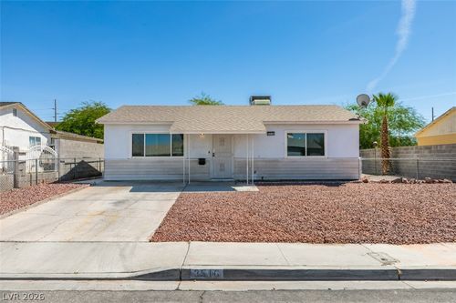3516 Orvis St, North Las Vegas, NV, 89030-4630 | Card Image