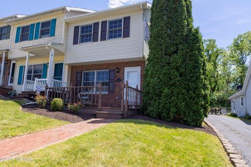 19 Hoover St, Williamsport, PA, 17701-1265 | Card Image