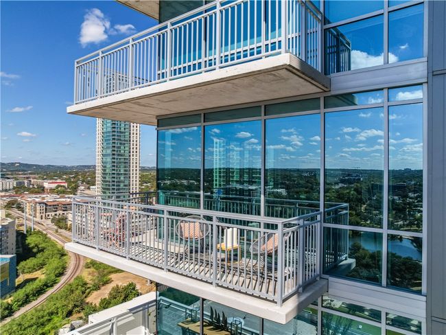 UNIT-1802 - 222 West Ave, Condo with 2 bedrooms, 2 bathrooms and null parking in Austin TX | Image 39