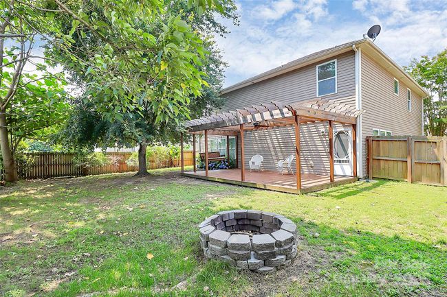 1817 Tradd Ave, House other with 3 bedrooms, 3 bathrooms and null parking in Clover SC | Image 7