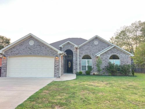 102 Farah Dr, White Hall, AR, 71602-9628 | Card Image