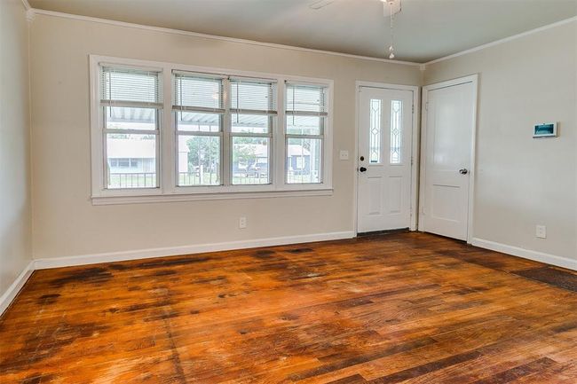 Large living room | Image 5