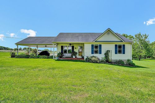 22 Spring Branch Ln, Fincastle, VA, 24090-4053 | Card Image