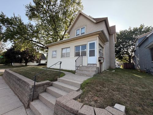 256 11th Avenue S, South Saint Paul, MN, 55075 | Card Image