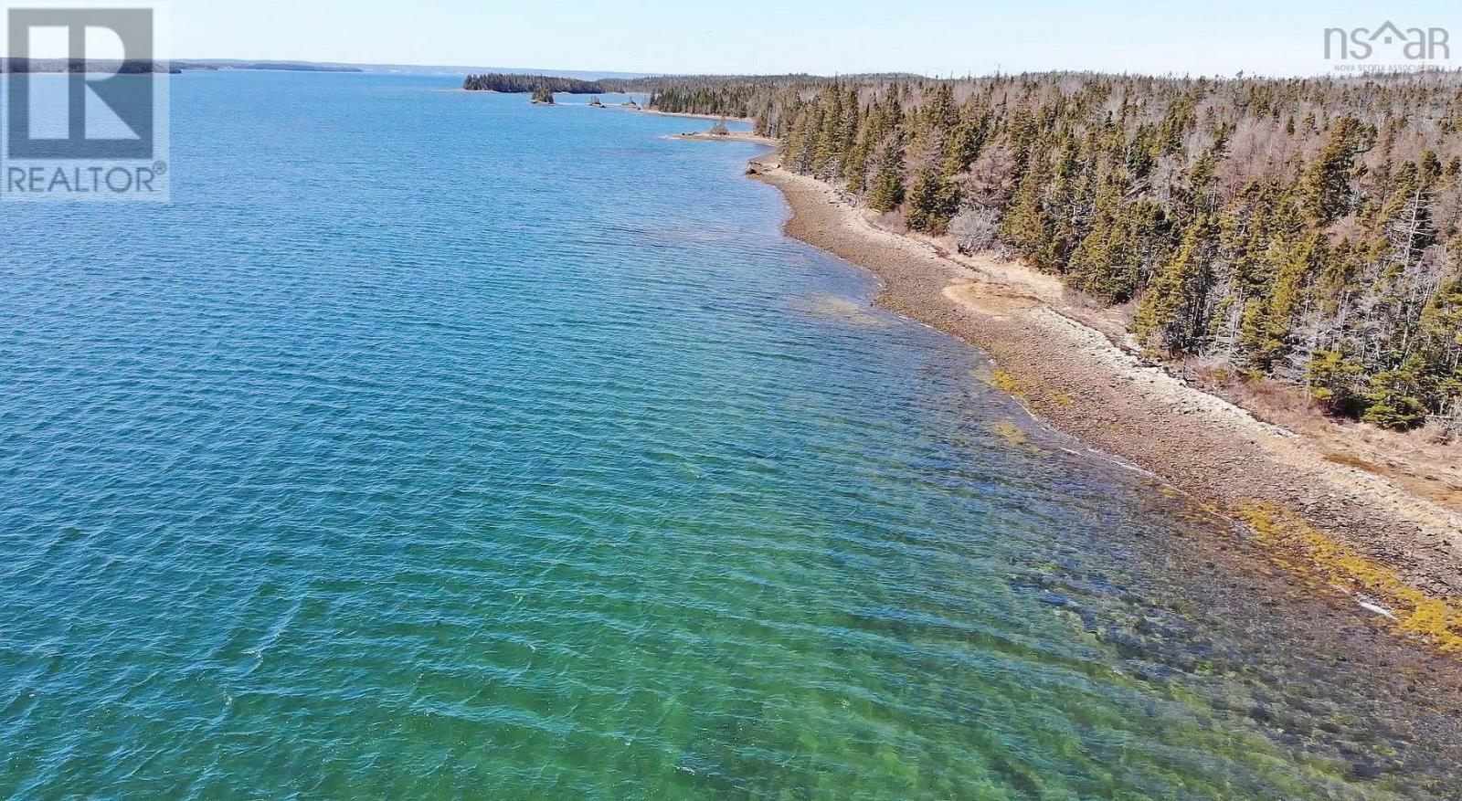 Land in Lennox Passage 5