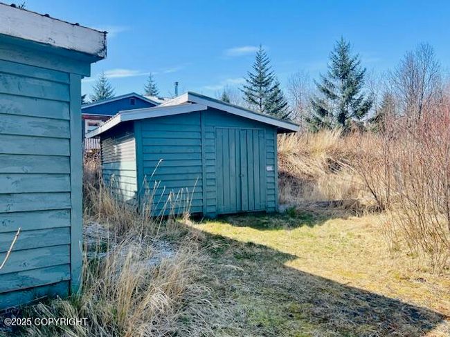 Exterior Storage (2) | Image 9