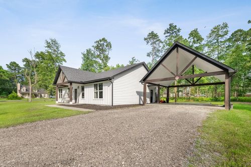 141 Summer Pl, Livingston, TX, 77351-9422 | Card Image
