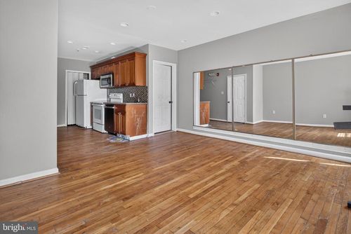 2-2144 N 18th St, PHILADELPHIA, PA, 19121-1785 | Card Image