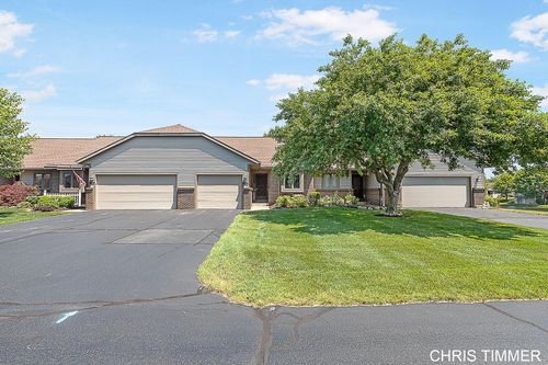 2072 Lakeview Dr, Zeeland, MI, 49464-2145 | Card Image