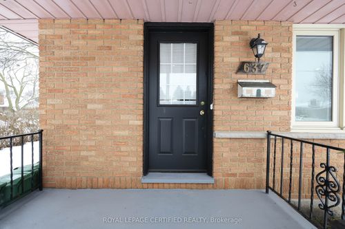 637 Ross St, London, ON, N5Y3V8 | Card Image