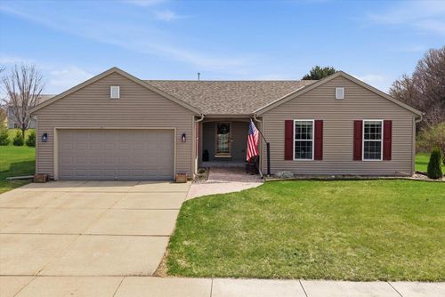 1879 Kissel Drive, Hartford, WI, 53027 | Card Image