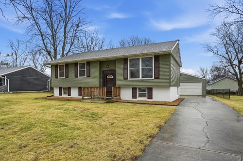 715 Cheyenne Dr, Lowell, IN, 46356-1625 | Card Image