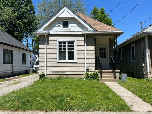 37 Empress Ave, London, ON, N6H1M6 | Card Image