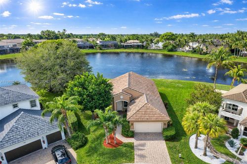 6595 Jackie Way, Lake Worth, FL, 33467-8708 | Card Image