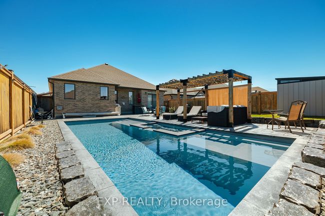 86 Forbes Cres, House other with 5 bedrooms, 3 bathrooms and 4 parking in Listowel ON | Image 34