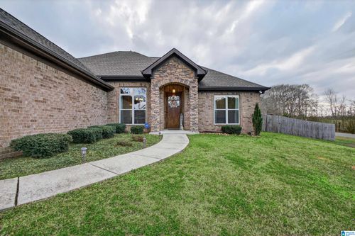 18 County Road 1072, Thorsby, AL, 35171-7582 | Card Image