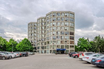 403 - 24 Marilyn Dr, Condo with 3 bedrooms, 2 bathrooms and 1 parking in Guelph ON | Image 2