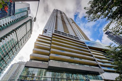 4209-1 Concord Cityplace Way, Toronto, ON, M5V0X3 | Card Image