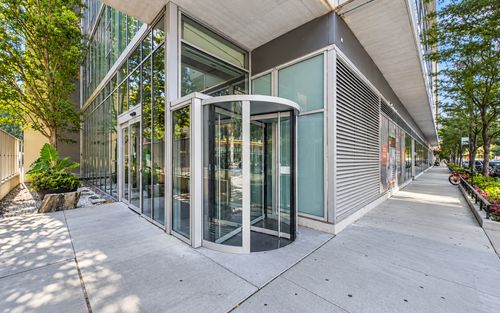 704-1720 S Michigan Ave, Chicago, IL, 60616-4836 | Card Image