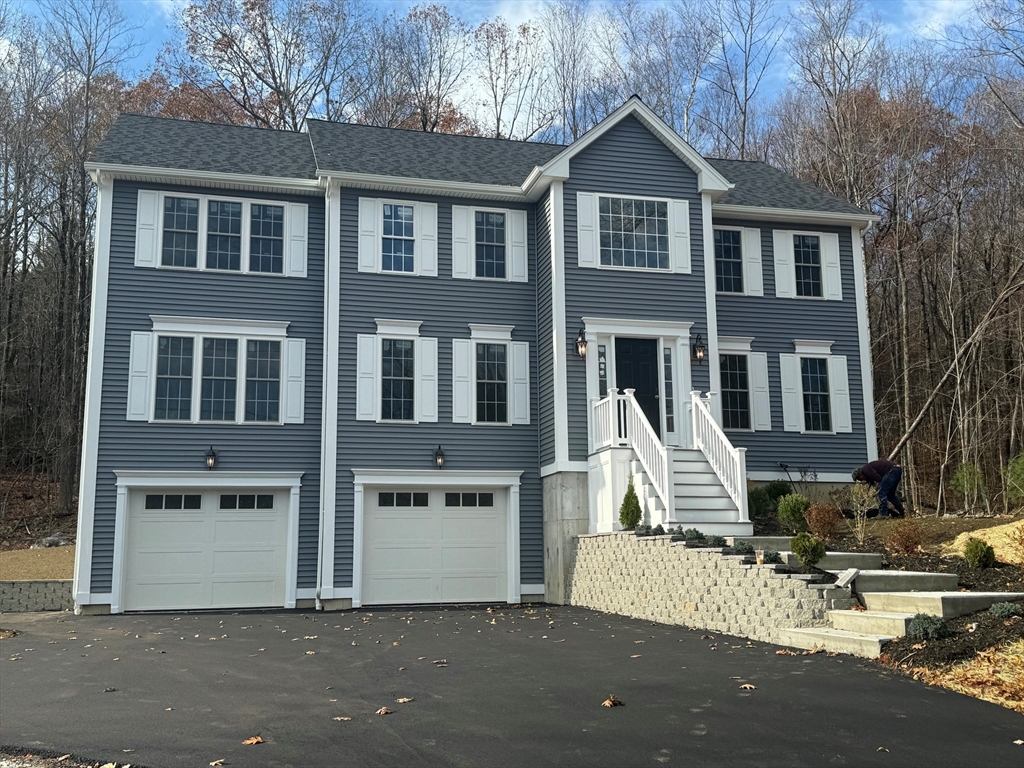 Salisbury St, Holden, MA 01520