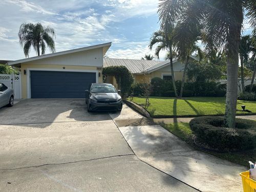 5010 Woodstone Circle N, Lake Worth, FL, 33463 | Card Image