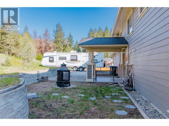 11885 Middleton Rd, House other with 5 bedrooms, 4 bathrooms and 3 parking in Lake Country BC | Image 52