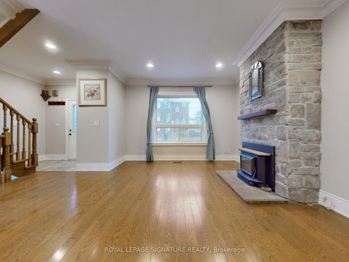 73 Buttonwood Ave, York, ON, M6M2H9 | Card Image