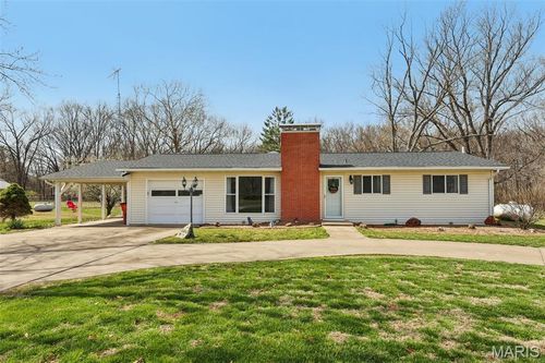 1283 Red Ball Trl, Greenville, IL, 62246-2835 | Card Image