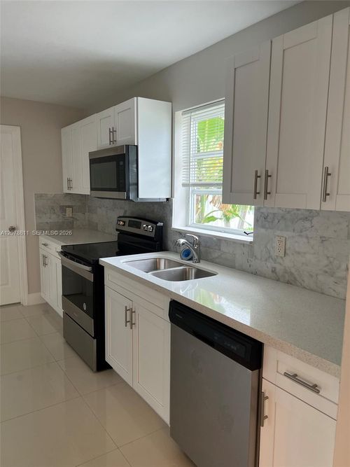 1931 Ne 55th Ct, Fort Lauderdale, FL, 33308-3107 | Card Image
