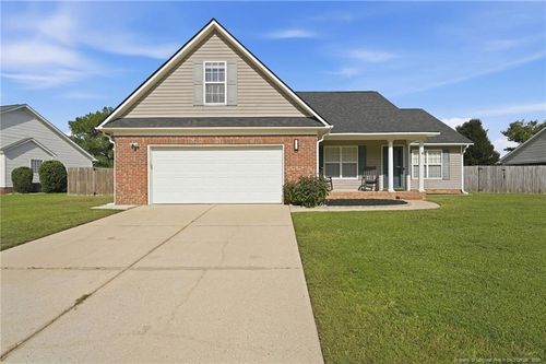 207 Van Buren Dr, Raeford, NC, 28376-9418 | Card Image