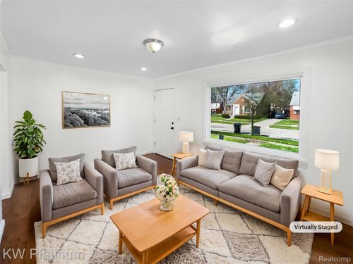 20612 Kingsville St, Detroit, MI, 48225-2222 | Card Image