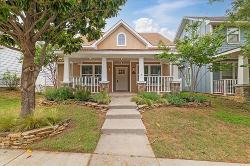 9809 Walnut Hill Dr, Providence Village, TX, 76227-5405 | Card Image