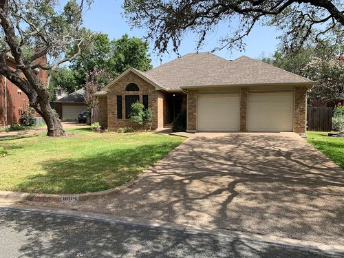 6104 John Chisum Ln, Austin, TX, 78749-1858 | Card Image