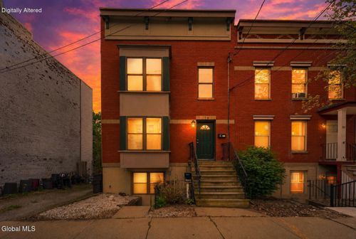 78 1st St, Albany, NY, 12210-2506 | Card Image