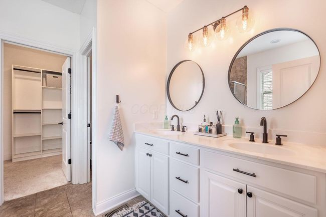 8194 Griswold Dr, House other with 4 bedrooms, 3 bathrooms and null parking in New Albany OH | Image 25
