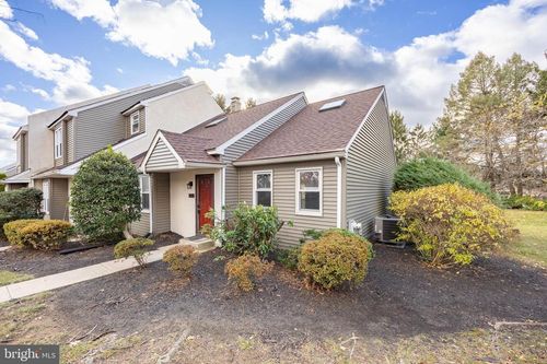 1104-1104 Saint Michaels Ct, CHESTER SPRINGS, PA, 19425-8706 | Card Image